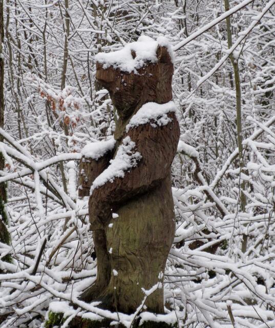 Und auch der Bär im weißen Kleid