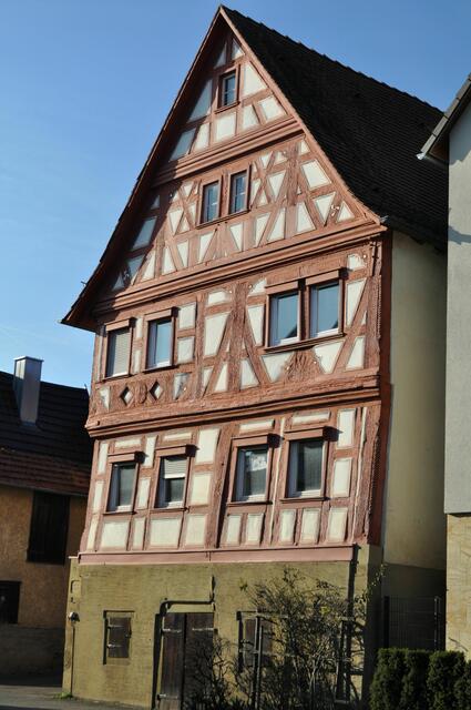 Die Frontansicht des gleichen Hauses. | Foto: Daniela Somers