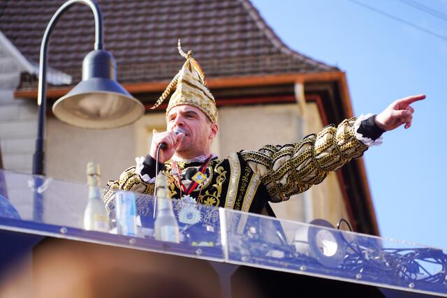 Fasching: Die Narren sind los: Großer Faschingsumzug in Talheim - Lauffen
