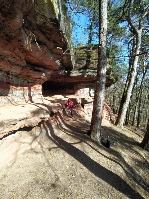 So klein der Mensch - so riesig das Felsmassiv