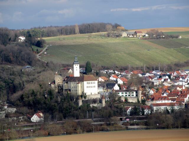 Schloss Horneck. Die Deutschritterburg beherbergt das Siebenbürgische Kultur- und Begegnungszentrum und ist das Ziel der Wanderung am Mittwoch, 1.3.