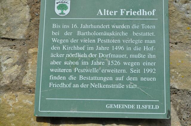 Tafel zum Friedhof | Foto: Daniela Somers