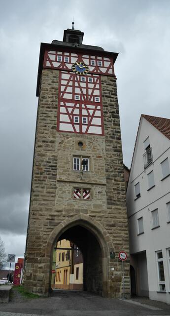 Kölleturm. 1286 mit der Stadtbefestigung erbaut. Er trägt den Namen des letzten Torwächters der dort gewohnt hat. | Foto: Daniela Somers