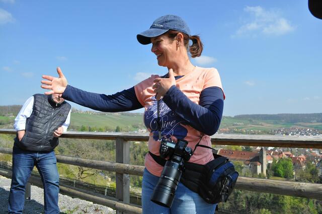 Tanja beim erzählen. | Foto: Daniela Somers
