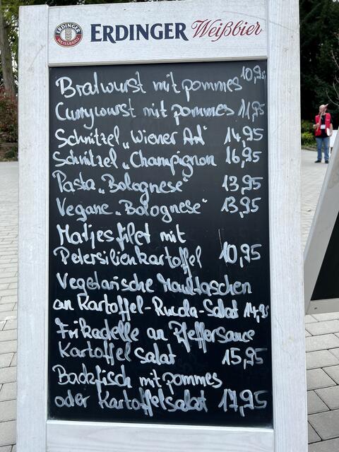 Essen im Palmenhauscafe | Foto: Moni Bordt