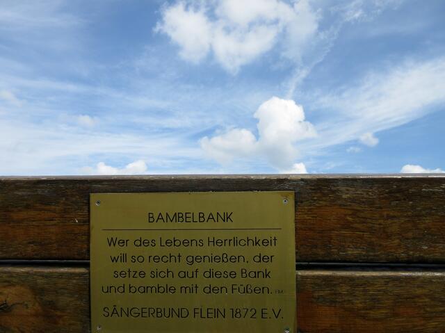 Was in Heilbronn Baumelbank genannt wird, ist in Flein eine Bambelbank.