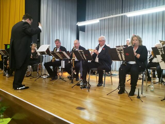 Die Holzbläsergruppe war beim Tanztee in jeder Tanz-Runde voll gefordert. | Foto: eigenes Foto