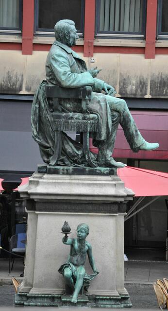 Robert Mayer Denkmal | Foto: Daniela Somers