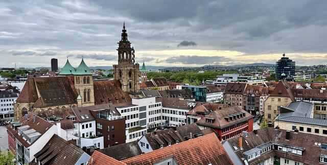 Alt und neu: Kilianskirche mit Neckarturm | Foto: Moni Bordt