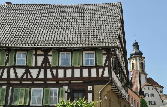 Fachwerk und Kirchturm | Foto: Daniela Somers