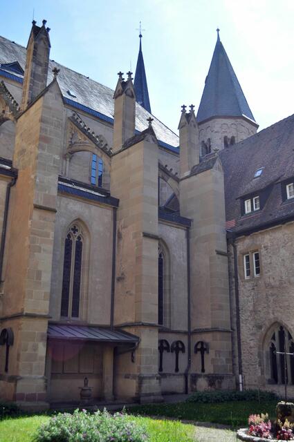 Die Stiftskirche vom Klostergarten aus gesehen | Foto: Daniela Somers
