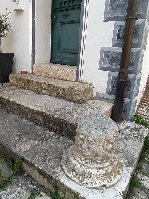 Eine ungewöhnliche Treppenfigur