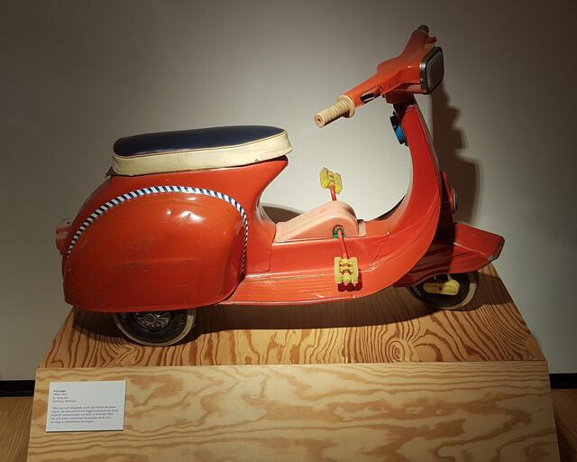 Tret-Vespa
1960er Jahre
Fa. Young Lion 
Sammlung Heckmann | Foto: eigene Aufnahme 