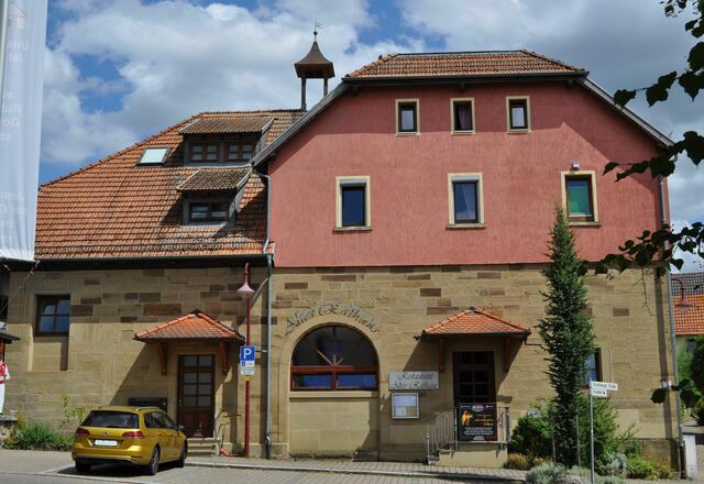 Altes Rathaus. Heute ein Restaurant mit Ferienzimmern | Foto: Daniela Somers