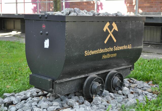 Im Außenbereich steht dieses Ausstellungsstück. | Foto: Daniela Somers