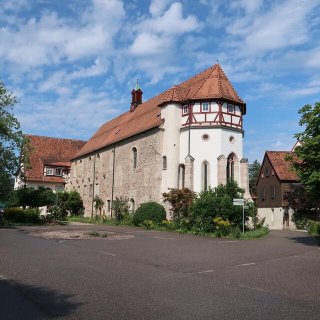 Die Klosterkirche. | Foto: Eduard Warenik