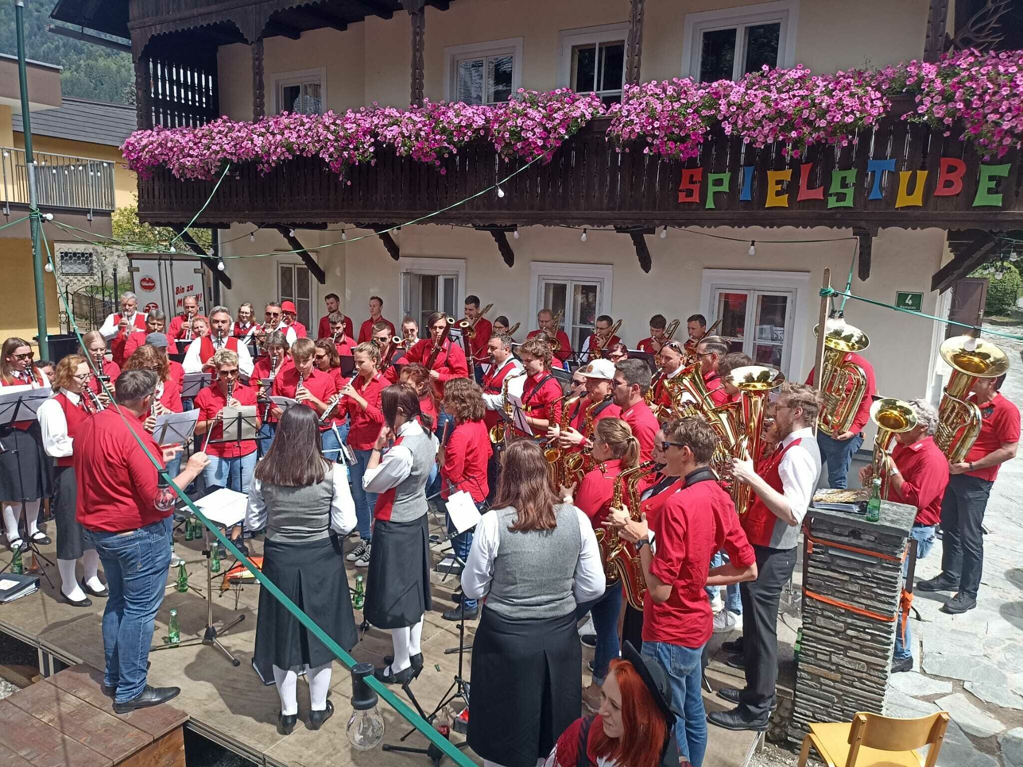 Stadtkapelle in Treffen am Ossiacher See Klänge der Freundschaft