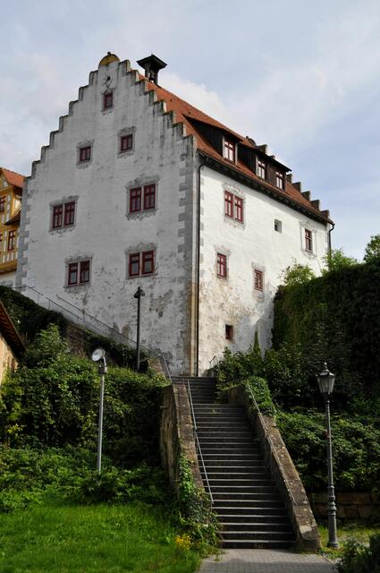 Das Reiterhaus, auch als Jägerhaus oder Meierei bezeichnet. Es war Wohnhaus mit Weinkeller und Getreidespeicher im oberen Gebäudeteil. | Foto: Daniela Somers