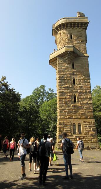 Einer war so schnell, dass er die Gruppe bereits von oben fotografieren konnte | Foto: Wandern Gaby Erich