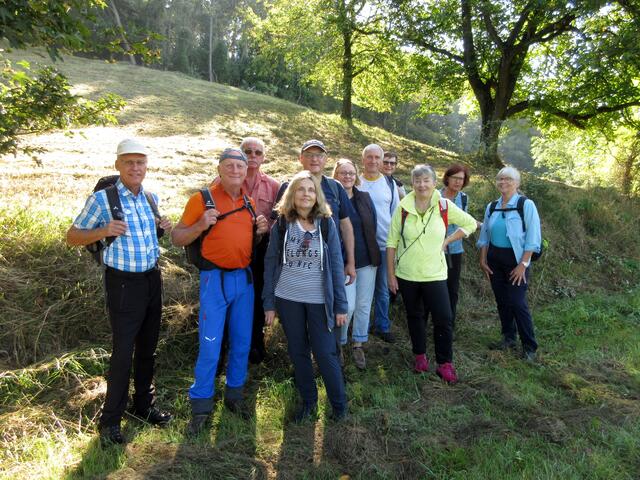 Und mit der Wandergruppe im Vordergrund | Foto: WandernGabyErich