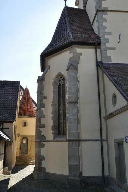 Vorbei an der Kirche gehts zur ehemaligen Vogtei. | Foto: Daniela Somers
