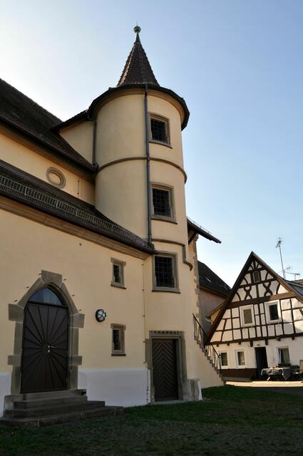 Rundturm der Kirche. | Foto: Daniela Somers