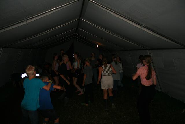 Keine Party ohne Musik und Tanzfläche | Foto: Fototeam des Zeltlagers