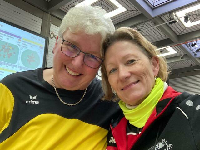 Trainerinnen Helga Kopp (ESV Weil am Rhein) und Claudia Odermatt (SGi Waldenburg) direkt nach dem Duell | Foto: BSW e.V.