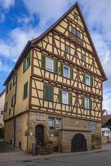 Neipperger Herrenhaus von 1507 | Foto: ehw