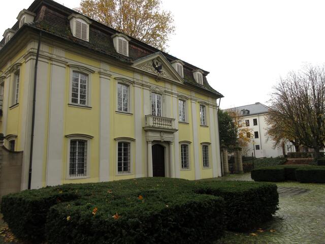 Schießhaus, wo das Rokoko-Gebäude steht war ursprünglich noch der Hammelwasen... nun ist die Festwiese bedeutend kleiner...  | Foto: WandernGabyErich
