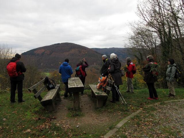 Keiner konnte den Blick abwenden für das Foto, zu schön liegen die Burgen vor dem Ochsenkopf | Foto: WandernGabyErich