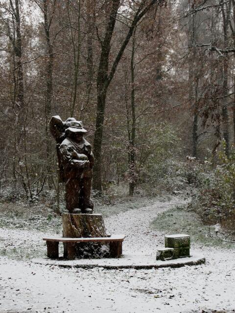 Bürkle Denkmal - Jägerruhe im Schnee | Foto: WandernGabyErich