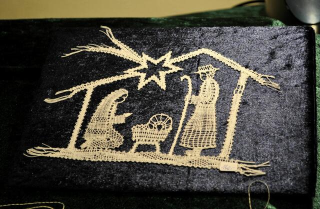 Filigrane Klöppelarbeiten. | Foto: Daniela Somers