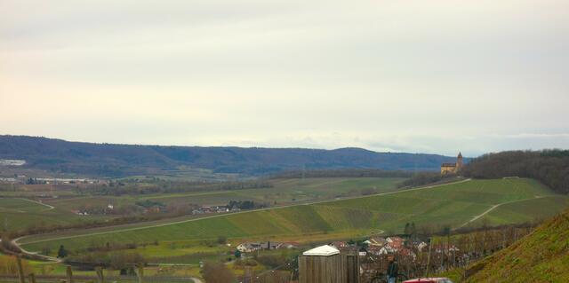 Schloß Stocksberg mit dem Stromberg im Hintergrund. | Foto: Isolde Reitz