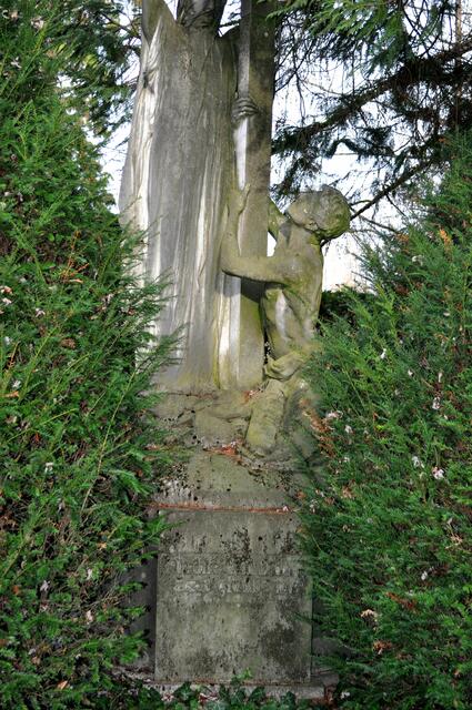 Kunst auf dem Friedhof | Foto: Daniela Somers