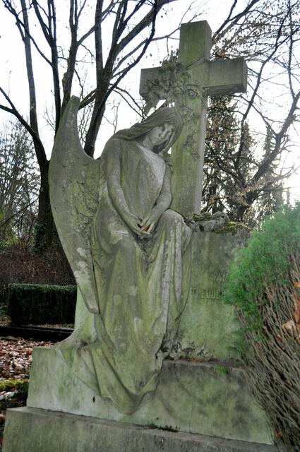 Kunst auf dem Friedhof | Foto: Daniela Somers