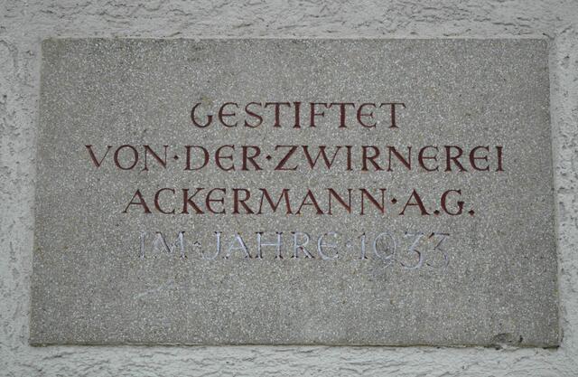 Schild an der Außenwand | Foto: Daniela Somers