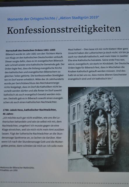 Die Schilder der Geschichte von Biberach der Reihe nach. | Foto: Daniela Somers