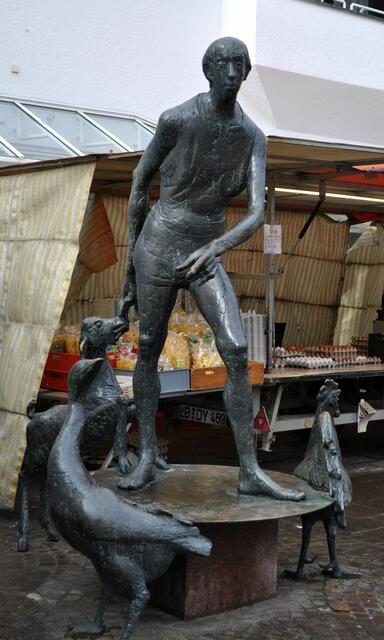 Skulptur auf dem Marktplatz | Foto: Daniela Somers