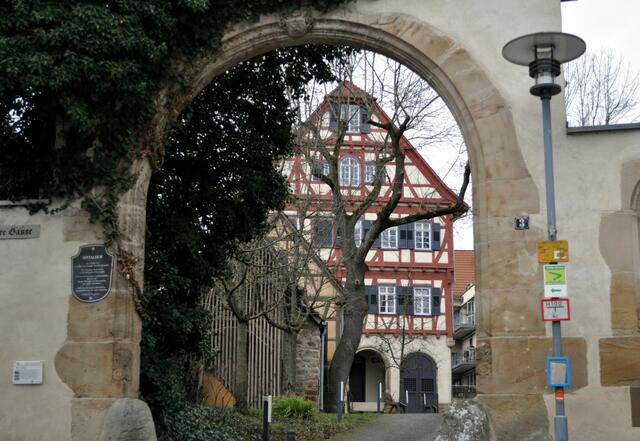 Der Spitalhof. Das Anwesen wurde als Gutshof des Esslinger Katharinenspitals bereits 1278 erstmals urkundlich erwähnt. | Foto: Daniela Somers