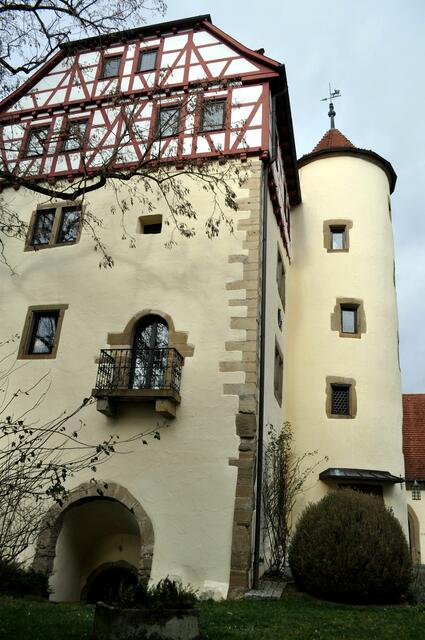 Das alte Schloss ist wirklich schön. Schade, dass man es nicht innen anschauen kann. | Foto: Daniela Somers