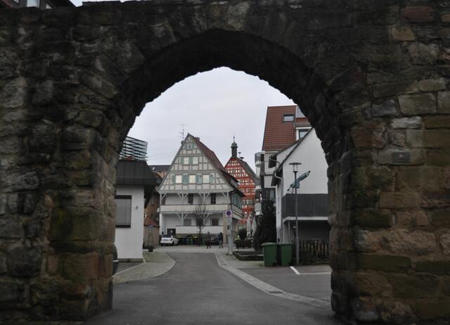 Teile der alten Stadtmauer sind auch noch zu sehen. | Foto: Daniela Somers