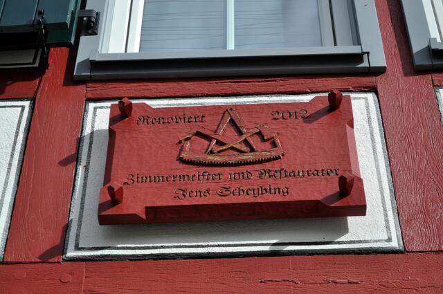 Schild am Haus | Foto: Daniela Somers