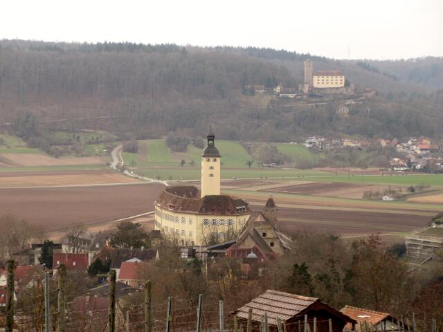 Schloss Horneck und gegenüber die Burg Guttenberg | Foto: WandernGabyErich