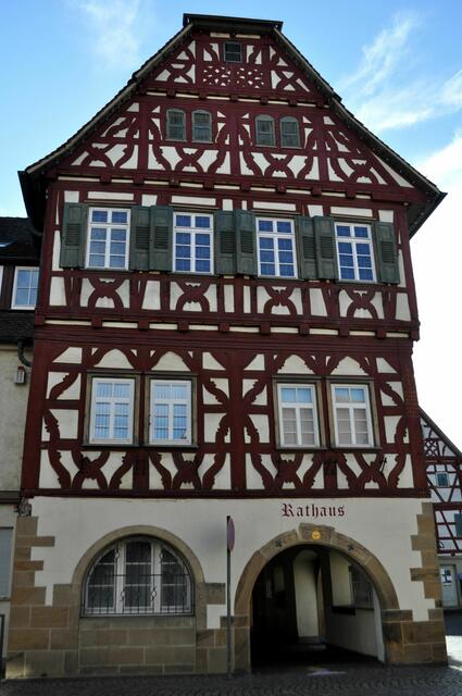 Das Rathaus von der Strassenseite aus. | Foto: Daniela Somers