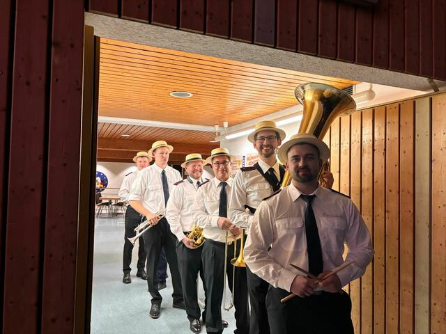 V.l.n.r.: Paul Kurz, Dominik Weisser, Carl Weidmann, Klaus Raab, Philipp Bentz, Manuel Schenk | Foto: Feuerwehrkapelle Kirchardt