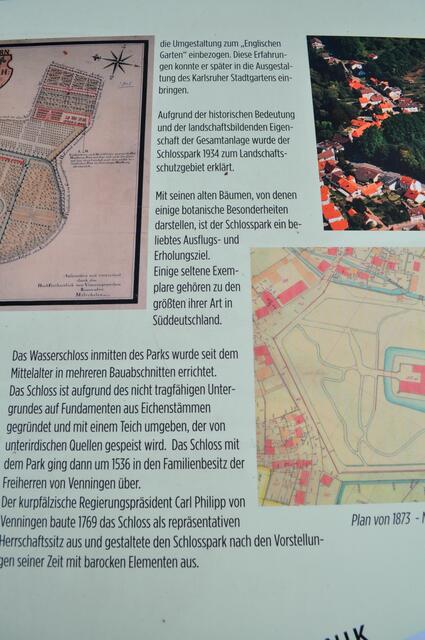 Durch die Tafeln bekommt man einen ersten Überblick über den Park und das Schloss. | Foto: Daniela Somers