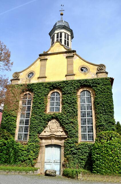 Die alte ehemalige Schlosskirche. Ich finde sie sieht wunderschön aus. | Foto: Daniela Somers