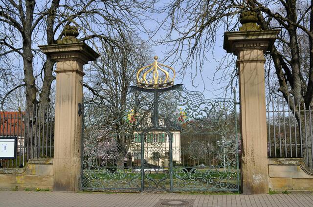 Beeindruckender Eingang zum Schlosspark | Foto: Daniela Somers