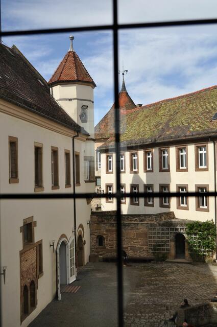 Blick aus dem Fenster in den Burghof | Foto: Daniela Somers